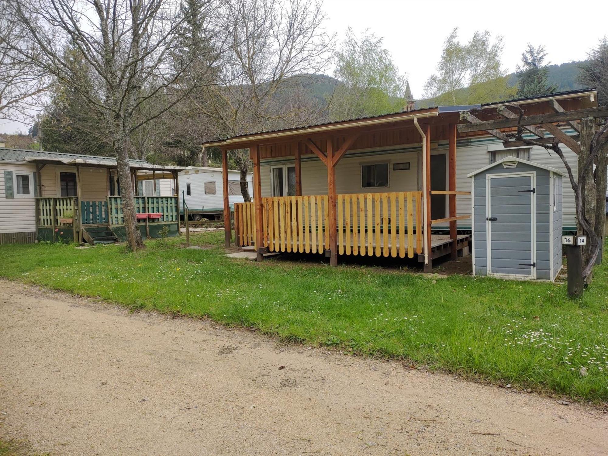 Camping Chon Du Tarn Bedoues ภายนอก รูปภาพ